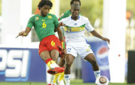 Barca có thể mất Alex Song trong 11 trận!