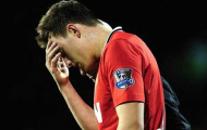 Phil Jones đi vào vết xe đổ của Woodgate và L.King?