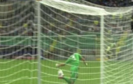 Video: Pha cứu thua 'cực đỉnh' bằng gót chân của thủ môn Cagliari