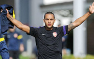 Wenger cảnh báo Walcott 'liệu hồn' mất chỗ