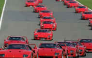 Video: 1.000 chiếc Ferrari lập kỷ lục thế gưới