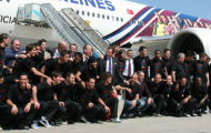 Barca, M.U & cuộc chiến cùng Turkish Airlines: Cuộc chiến vì... tiếp viên chân dài