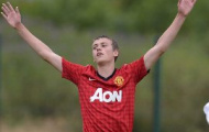 Video: James Wilson (16 tuổi) ghi 5 bàn giúp U18 M.U hủy diệt U18 Newcastle