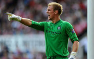 Joe Hart tiếp tục than phiền về hàng thủ Man City