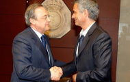 Florentino Perez khẳng định tin tưởng tuyệt đối Mourinho