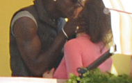 Balotelli và Fico: Nụ hôn tái sinh