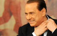 Berlusoni khẳng định không có chuyện muốn 'đá' Galliani khỏi Milan