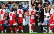 Queens Park Rangers 'đoạn tình' với Joey Barton