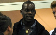 Bất mãn với Mancini, Balotelli bỏ về Italia xem derby Milan