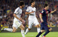 Khedira 'khó chịu' khi phải chờ Barca sảy chân