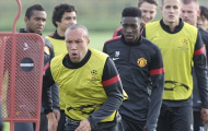Mikael Silvestre phủ nhận khả năng đến thi đấu cho Man United