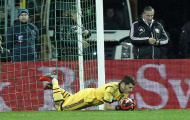 Casillas nối dài những kỷ lục cùng Tây Ban Nha