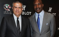 Holyfield trả giá vì đa tình