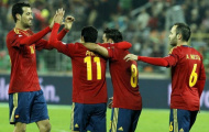 Barca nhìn đi! Busquets đá trung vệ cực hay