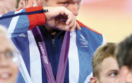 “Nước mắt đàn ông” trên sân thể thao - Chris Hoy: Gia đình luôn bên tôi