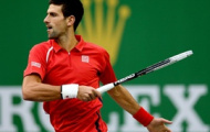 Video: Nole đánh bóng qua chân đẹp mắt