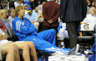 Dirk Nowitzki muốn tránh phẫu thuật đầu gối