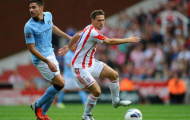Sir Alex tiếc nuối khi để Owen sang Stoke City