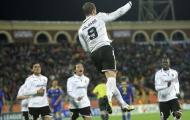 19 trận, 15 bàn: Messi hay Van gol cũng phải 'ngại' Soldado