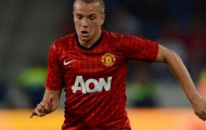 M.U không để Cleverley thua thiệt với Smalling và Phil Jones