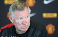 Fergie “ngấm ngầm” loại Arsenal khỏi cuộc đua vô địch