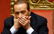 Berlusconi: Milan cần được giúp đỡ