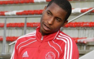 Video: Pha dứt điểm không thể cản phá của Darren Rosheuvel (Ajax) v NAC