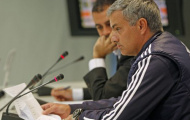 Mourinho đang “phá hoại” tương lai của Real Madrid