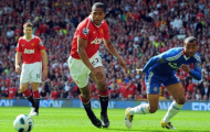 Tranh cãi trong ngày: Muốn đến M.U, Ashley Cole đá 'buông thả'