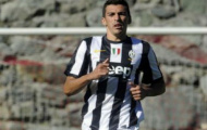 Lucio bất mãn với Caceres