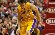 Steve Nash đứng trước nguy cơ ngồi ngoài trong cuộc 'nội chiến' Los Angeles