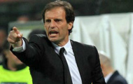 Milan thay đổi sang sơ đồ 4-2-3-1