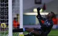 Man City hòa thất vọng, Mancini chỉ trích Balotelli