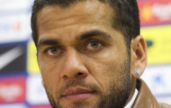 Daniel Alves: Báo chí Madrid đang cố tình bôi nhọ Messi