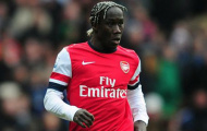 Arsenal khó chịu vì Sagna, Inter chuẩn bị vào cuộc