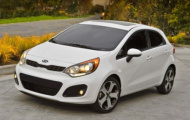 Động cơ của một số xe Kia Rio 2013 bị lỗi