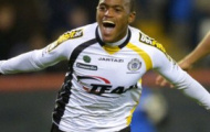 Video: Sút thế này ai đỡ được? Ayanda Patosi (Lokeren) v Liege