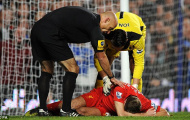 Steven Gerrard 'gục ngã' trước cửa ngôi đền huyền thoại?