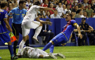 Một kẻ thù khác của Real Madrid mang sắc áo giống Barca
