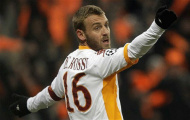 'Đánh' Mauri, De Rossi bị treo giò 3 trận