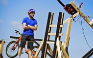 Video: Show diễn cực kỳ ấn tượng của Redbull