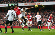 HLV Wenger thừa nhận Arsenal đang khủng hoảng