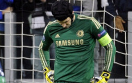Thủ môn Petr Cech cay đắng cho số phận của Chelsea