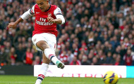 Tương lai của Theo Walcott: Đang được giá thì bán luôn?
