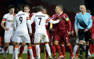 HLV Shakhtar lên tiếng bênh vực tác giả của bàn thắng 'phi thể thao' tại Champions League