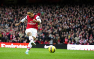Dính chấn thương, Walcott vắng mặt ở trận Arsenal gặp Montpellier