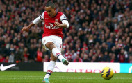 Walcott thể hiện thiện chí muốn ở lại Arsenal