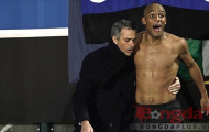 Mourinho cùng Maicon chế giễu khi Benitez nhậm chức tại Chelsea