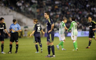 Real Madrid: Giương cờ trắng đầu hàng thật rồi!