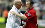 Sir Bobby Charlton 'thách' Rooney... vượt mặt mình